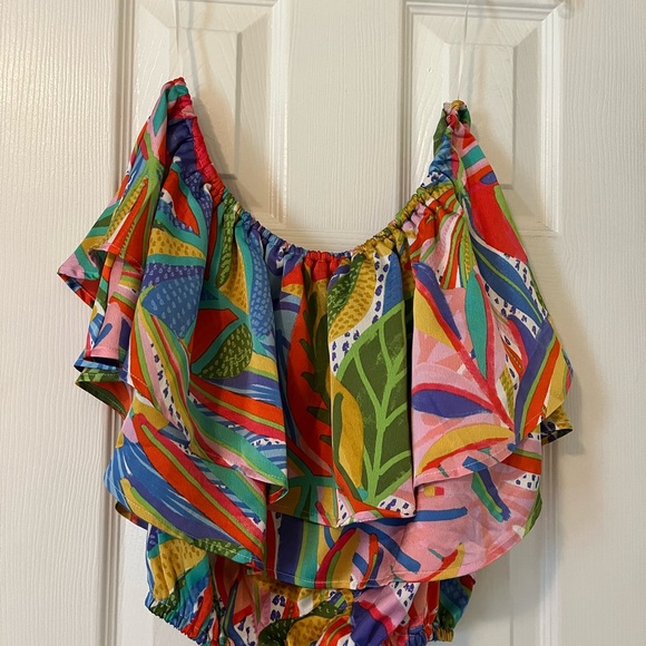 Off the shoulder crop top by Sugarlips - Picture 8 of 9